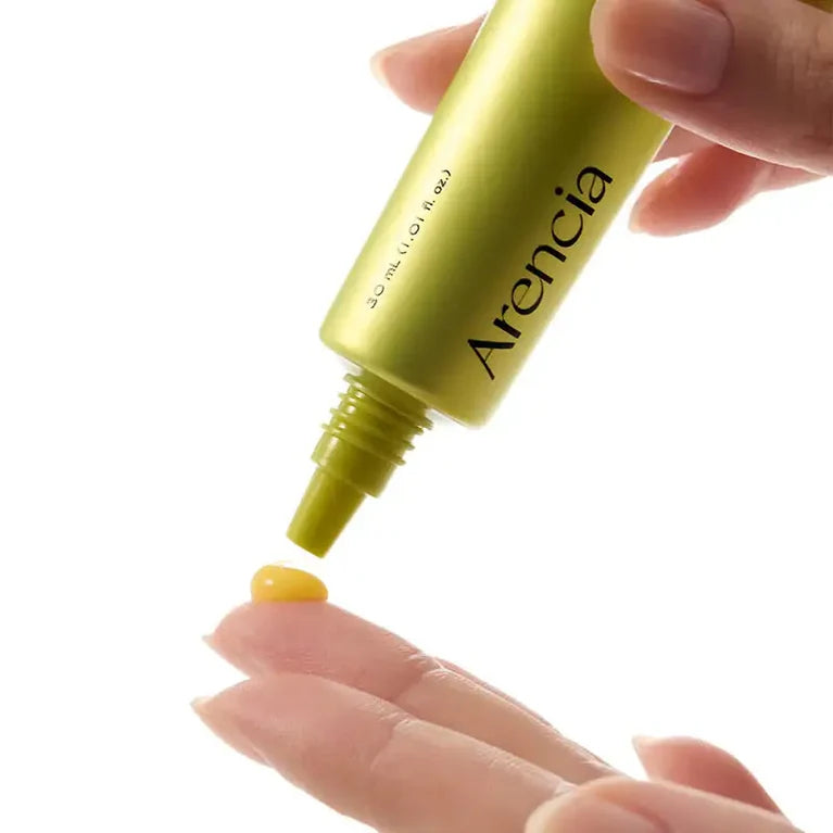 Arencia Vitamin C Booster Shot met model